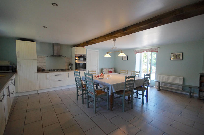 Maison - 199 m² - 7 pièces