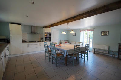 Maison - 199 m² - 7 pièces