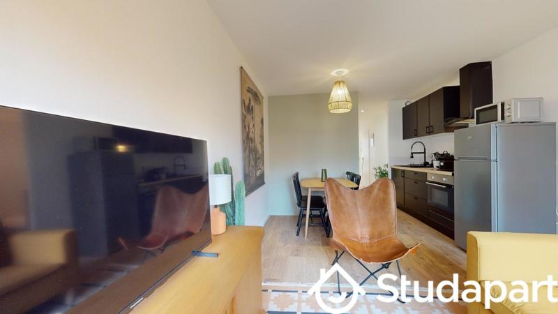 Chambre - 9 m² - 1 pièce