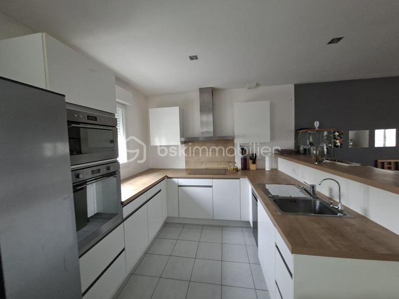 Maison traditionnelle - 100 m² - 5 pièces