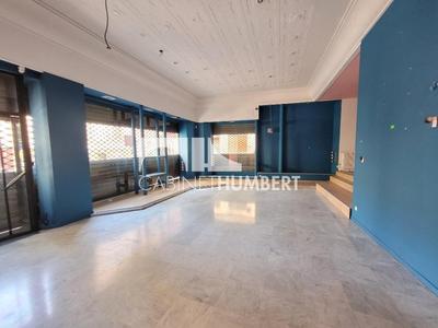 Local commercial - 157 m²