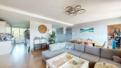 Appartement - 120 m² - 6 pièces