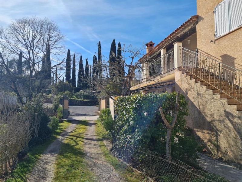 Appartement - 119 m² - 4 pièces