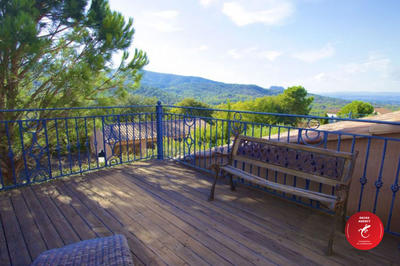 Villa - 90 m² - 5 pièces