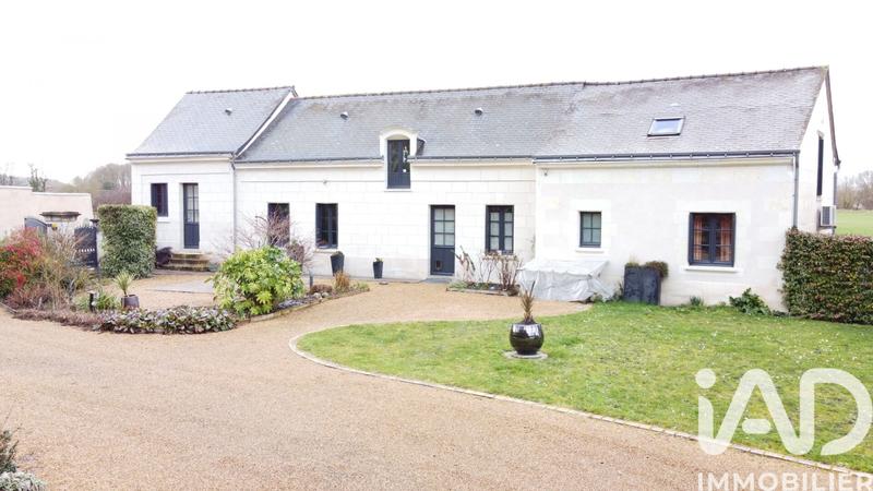 Maison - 332 m² - 10 pièces