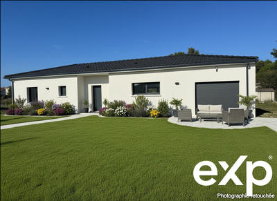 Maison - 98 m² - 4 pièces