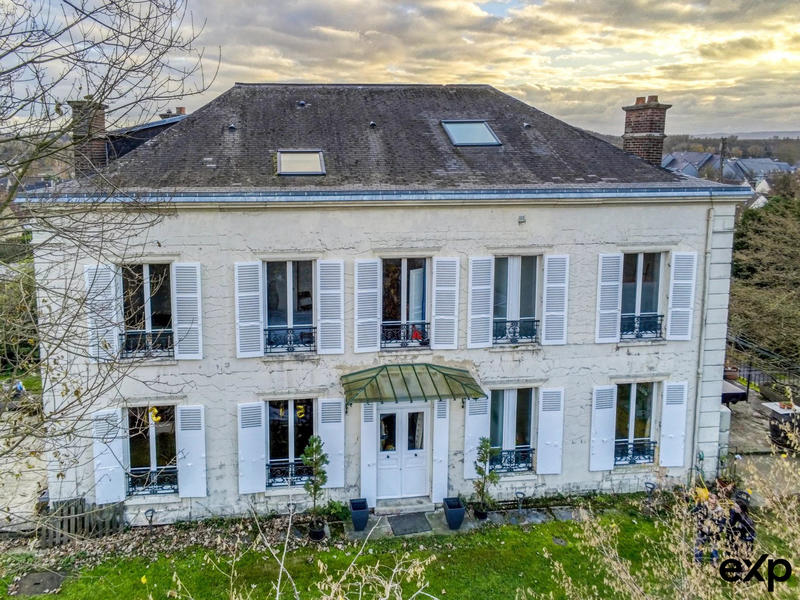 Maison - 500 m² - 14 pièces