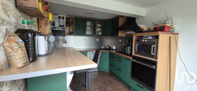 Maison - 222 m² - 6 pièces