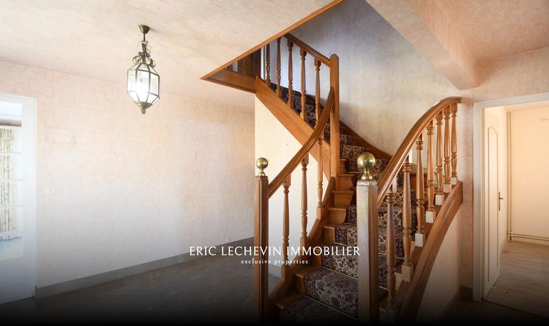 Maison - 170 m² - 7 pièces