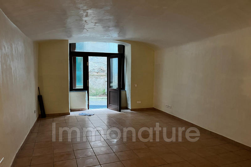 Maison - 202 m² - 3 pièces