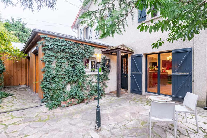 Maison - 160 m² - 6 pièces