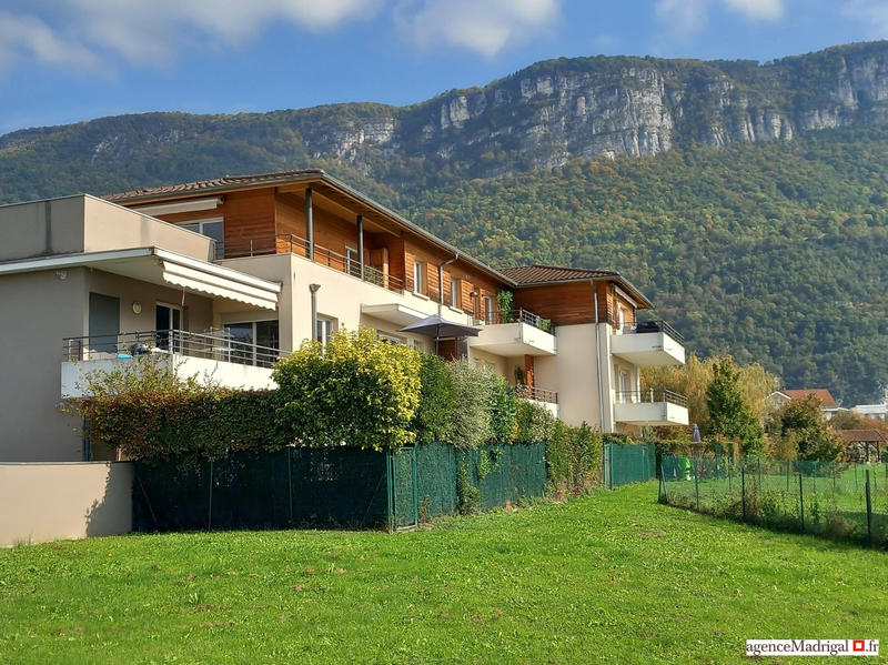 Appartement - 70 m² - 3 pièces