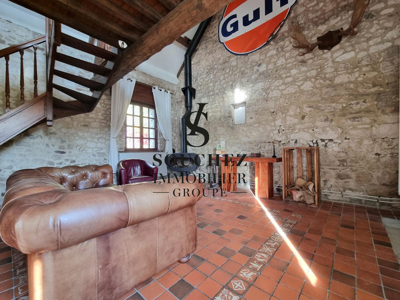 Maison ancienne - 189 m² - 6 pièces
