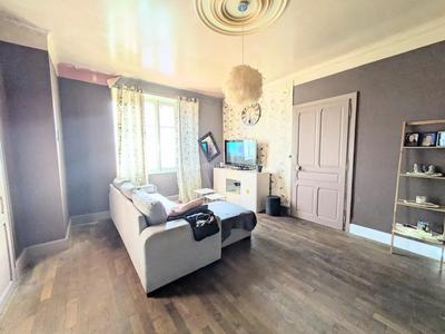 Maison - 196 m² - 6 pièces