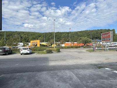 Local commercial - 170 m²