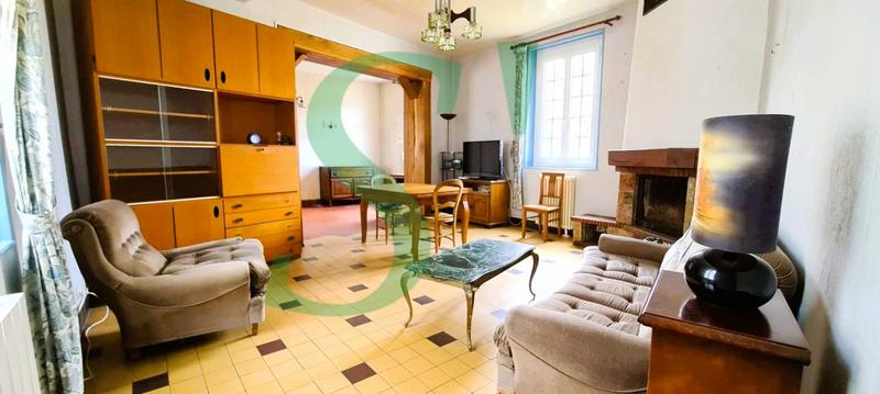 Maison - 216 m² - 10 pièces