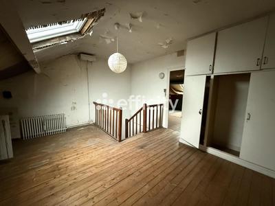 Maison - 117 m² - 6 pièces