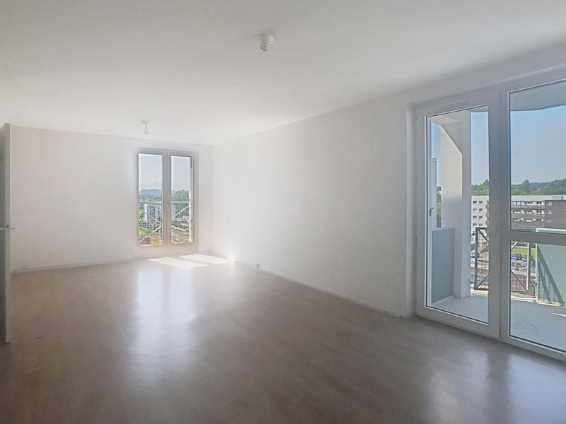 Appartement - 83 m² - 5 pièces