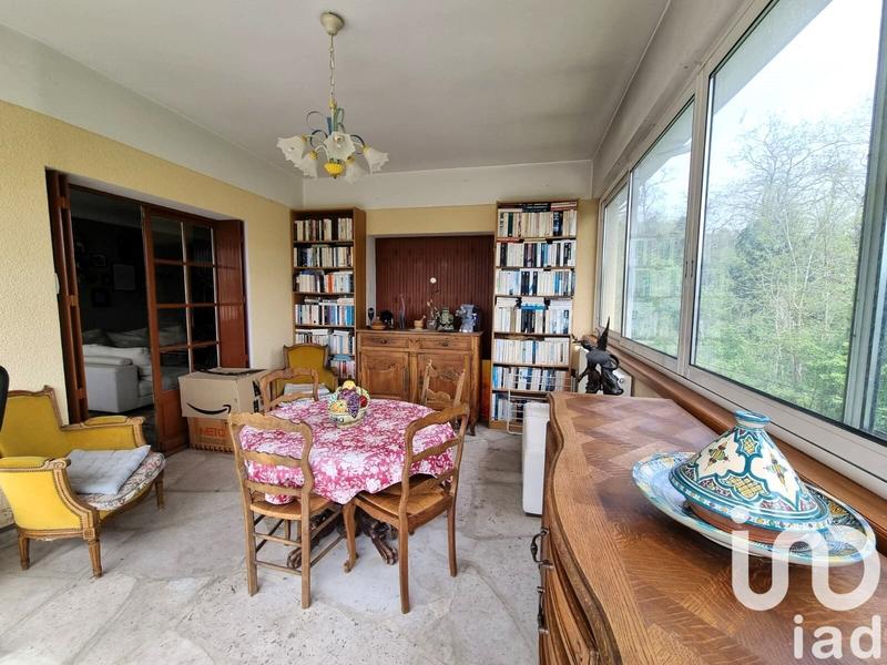 Maison - 275 m² - 10 pièces