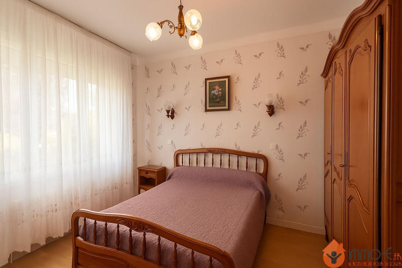 Maison - 96 m² - 5 pièces