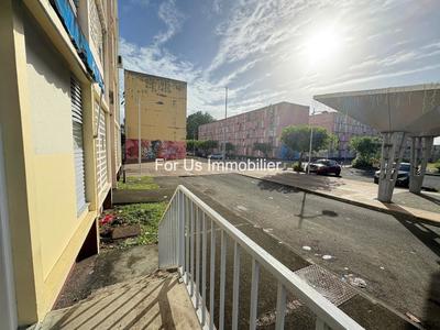 Local commercial - 24 m² - 1 pièce