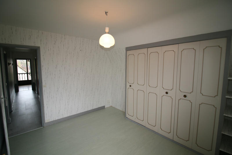 Propriété - 140 m² - 6 pièces