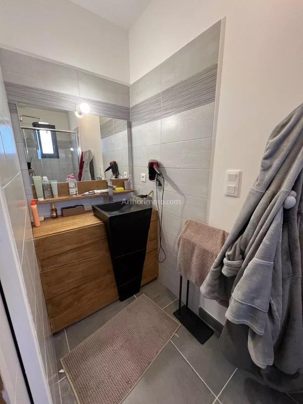 Maison - 213 m² - 7 pièces