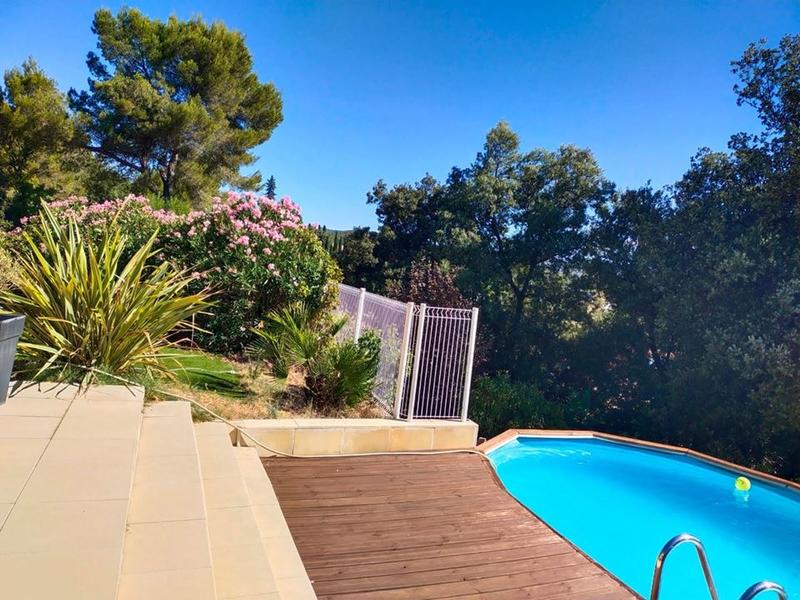 Maison traditionnelle - 240 m² - 7 pièces