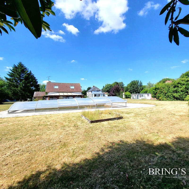 Maison - 206 m² - 8 pièces