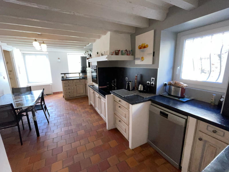 Maison - 224 m² - 7 pièces