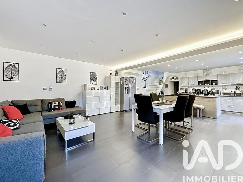 Maison - 117 m² - 5 pièces