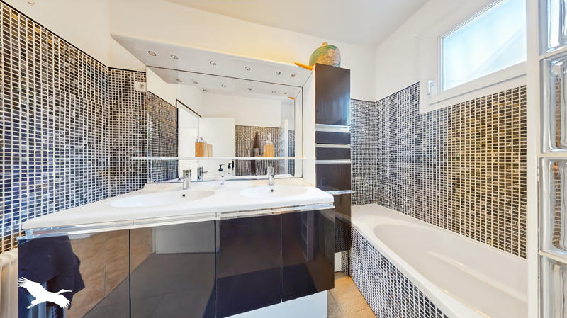 Maison - 136 m² - 4 pièces