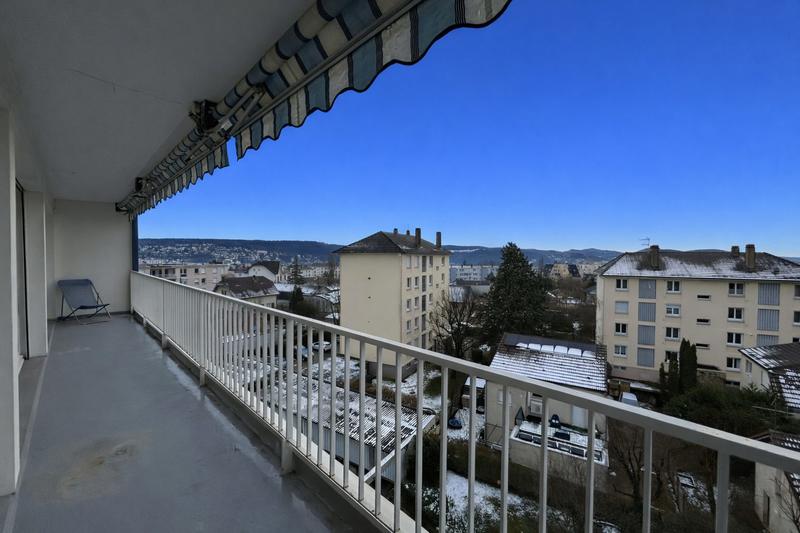 Appartement - 100 m² - 4 pièces