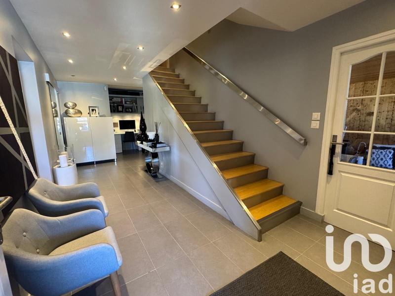 Maison - 167 m² - 5 pièces