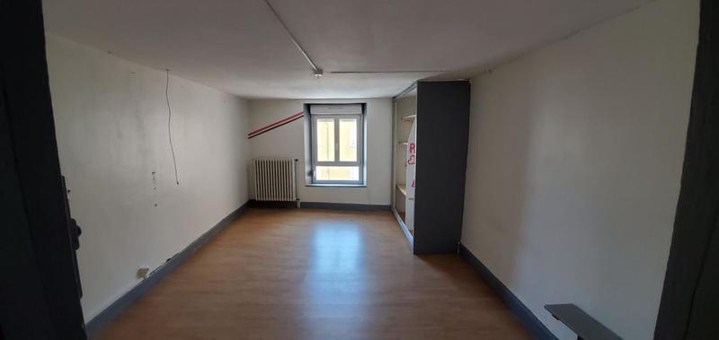 Immeuble - 245 m² - 10 pièces