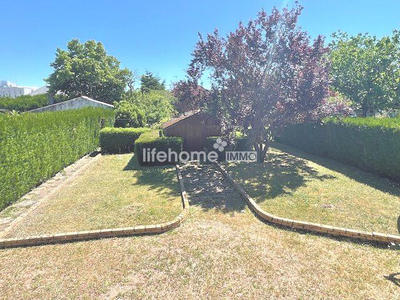 Maison traditionnelle - 80 m² - 4 pièces