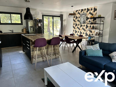 Maison - 108 m² - 4 pièces