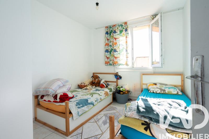 Appartement - 64 m² - 4 pièces