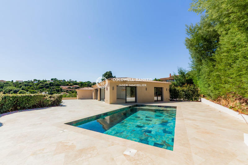 Maison - 270 m² - 5 pièces