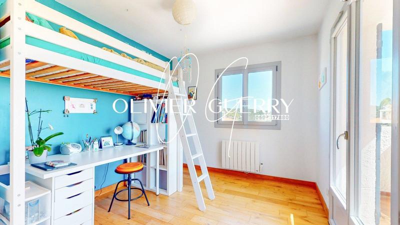 Maison - 160 m² - 8 pièces