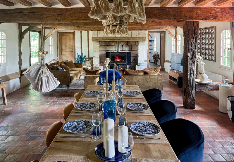 Maison - 216 m² - 6 pièces