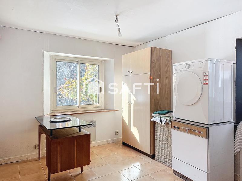 Maison - 251 m² - 10 pièces