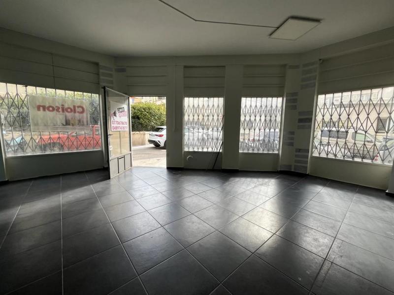 Local commercial - 26 m² - 1 pièce