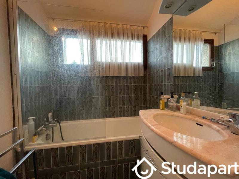 Chambre - 18 m² - 1 pièce