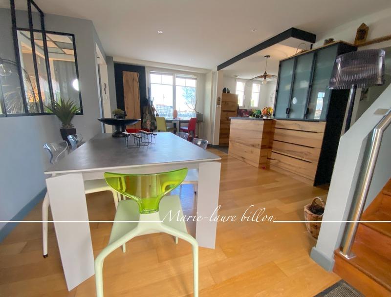 Maison - 174 m² - 6 pièces