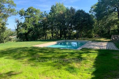 Maison - 180 m² - 6 pièces