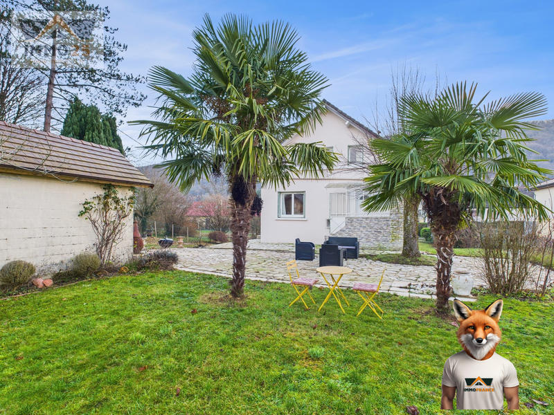 Maison - 104 m² - 5 pièces