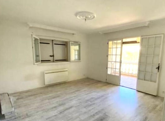 Maison - 358 m² - 14 pièces