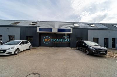 Local d'activité / Entrepôt - 377 m²