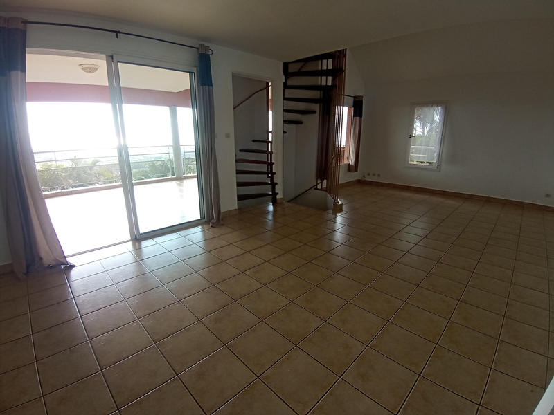 Maison - 127 m² - 5 pièces